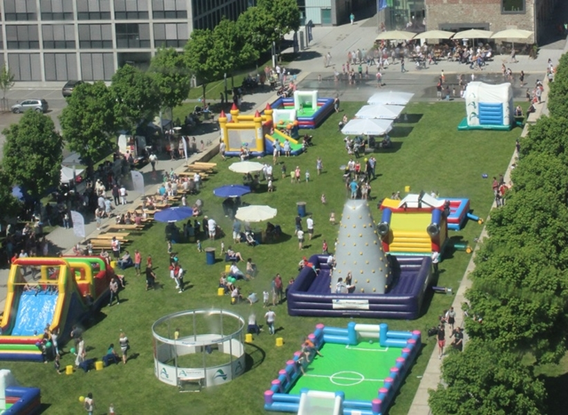 Spiel und Spaß mit der Oberbergischen Kinderheimat im Stadtgarten