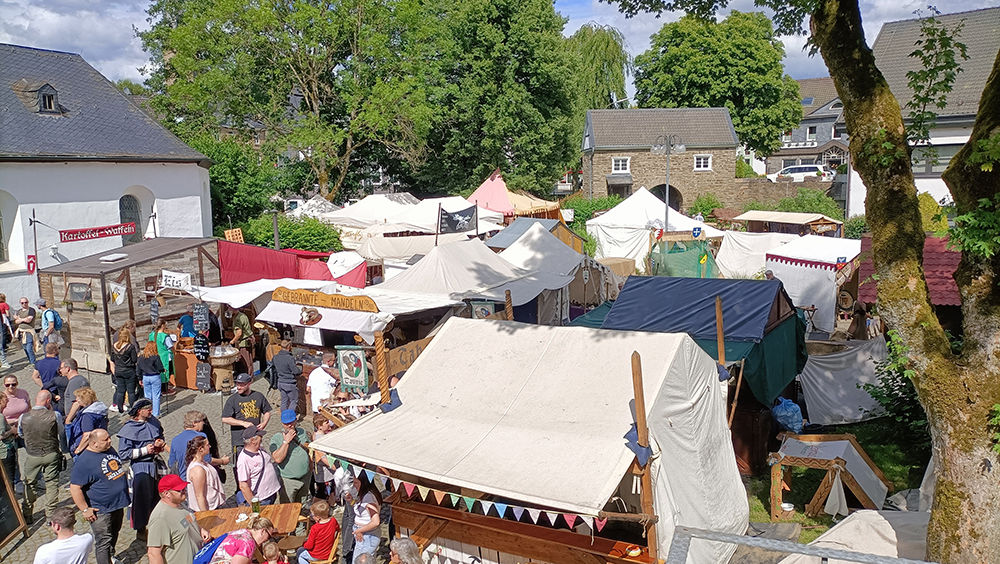 Reichshof | Mittelalterspectaculum zu Denklingen Reichshof | Mittelalterspectaculum zu Denklingen