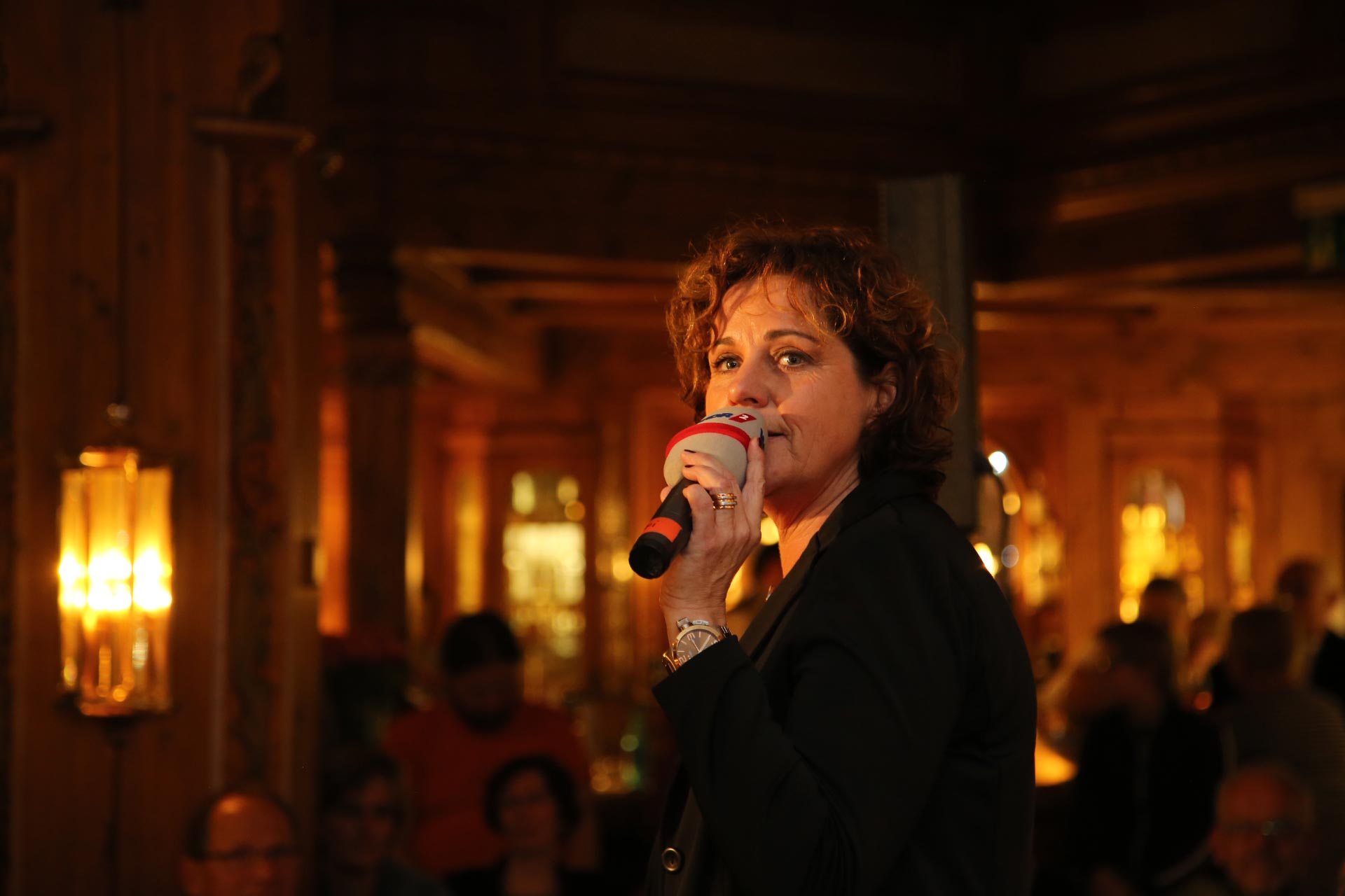 Reichshof | Steffis Kneipenquiz – Quizzen, Musik und Spaß mit Steffi Neu (WDR2) 
